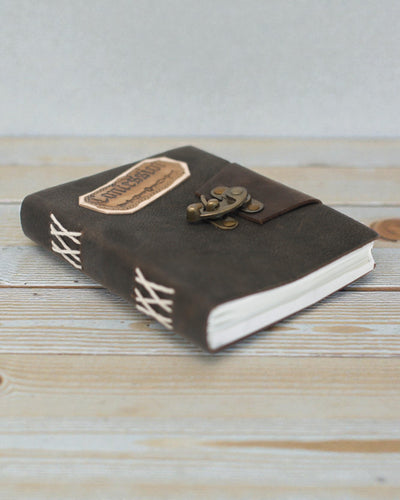 Secretum Anima – Cuaderno de notas de cuero Confesión con cierre