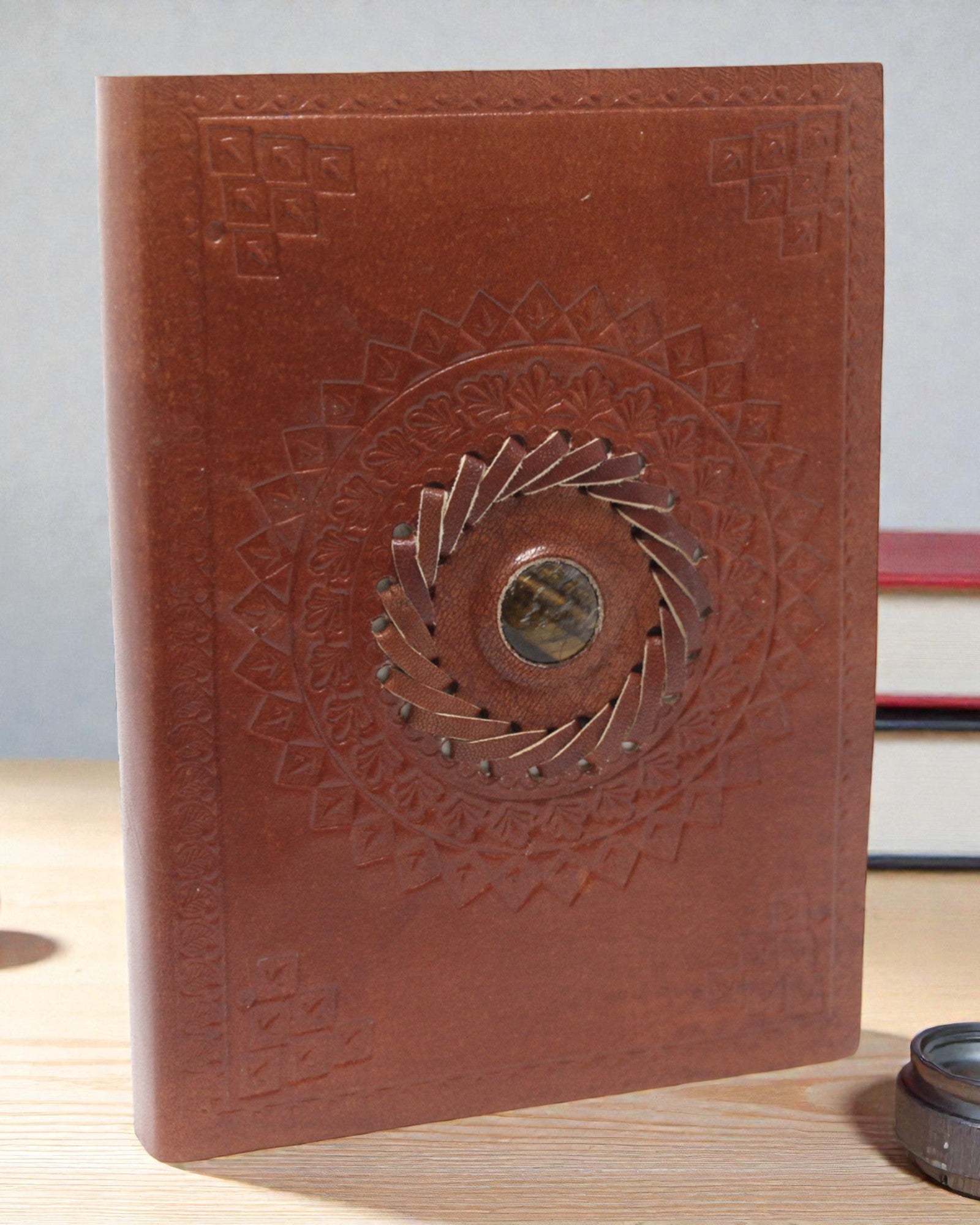 Aureum Vision – Cuaderno de cuero con ojo de tigre