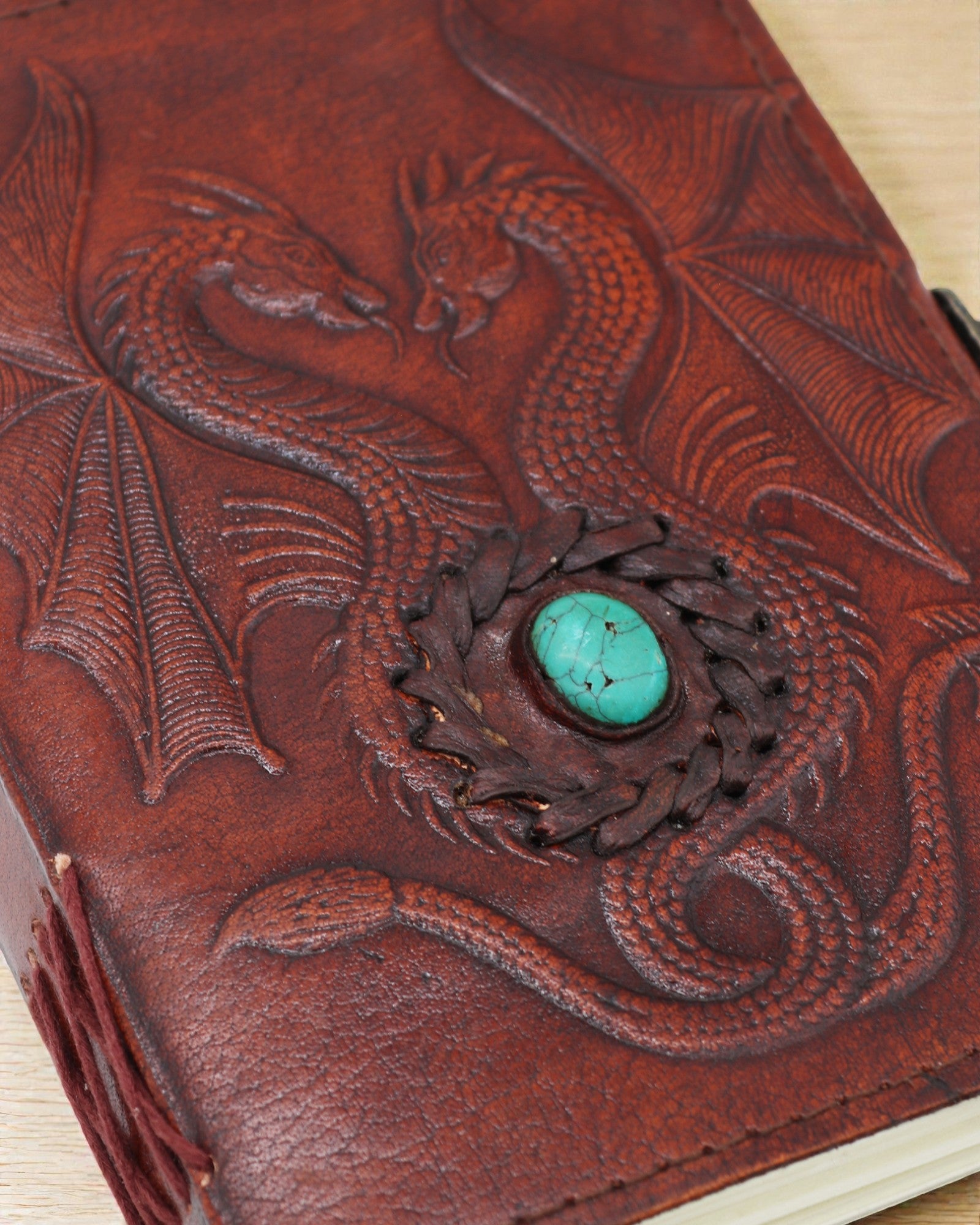 Cuaderno de cuero Dos Dragones Arcana – Diario esotérico 17,5 × 12,5 cm