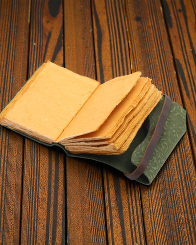 Green Maze Vintage – cuaderno de notas de cuero con hojas envejecidas 12,7 × 8,9 cm