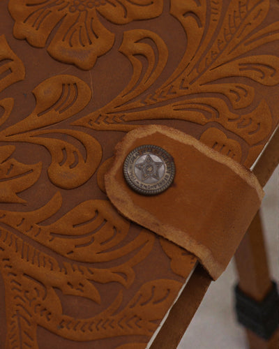 Cuaderno de cuero con flores repujadas – marrón (17,8 x 12,7 cm)