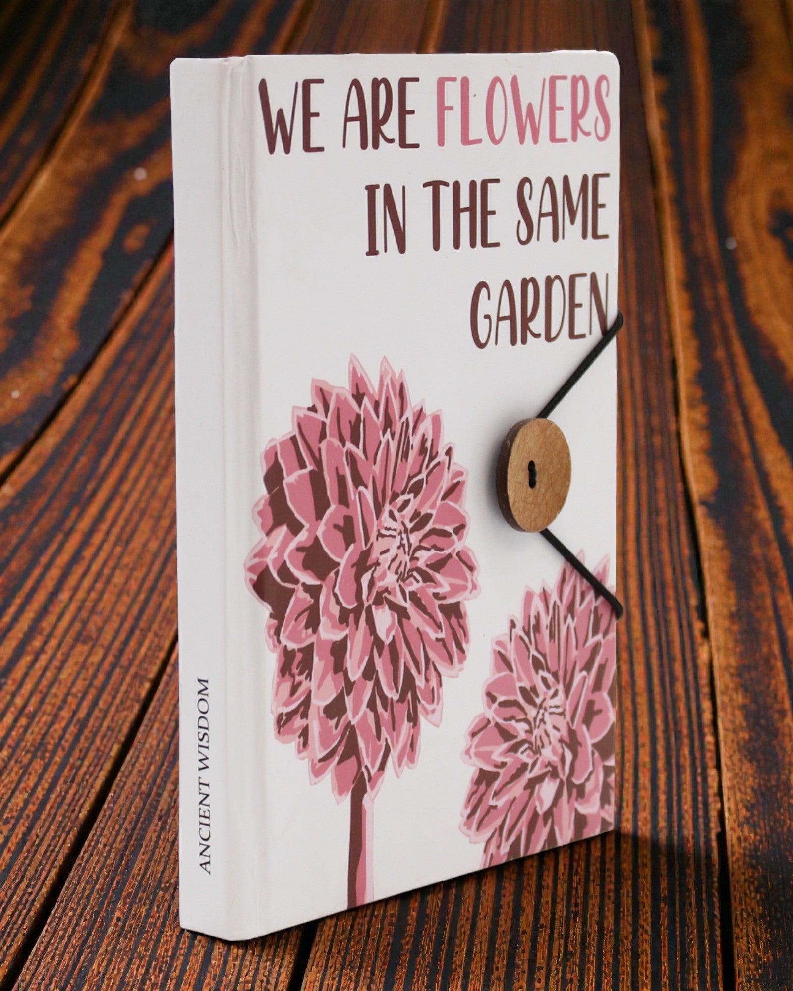 Flowers Together – cuaderno pequeño de notas con correa y botón de coco 18 × 12,5 cm, 200 páginas