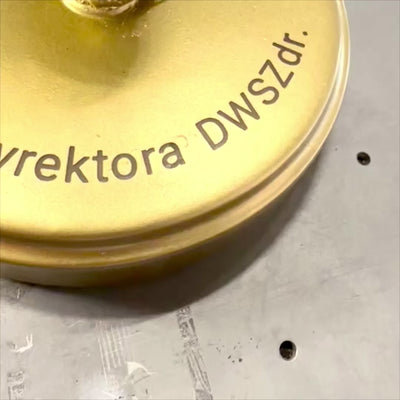 Bastón de Esculapio Dorado de 30 cm con posibilidad de personalización mediante grabado