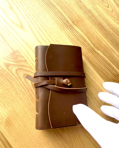 Notatnik Premium "RetroNotes" – Elegante cuaderno de Cuero Auténtico - 200 páginas, 120g, cuaderno, bloc de dibujo, color marrón, personalización con grabado