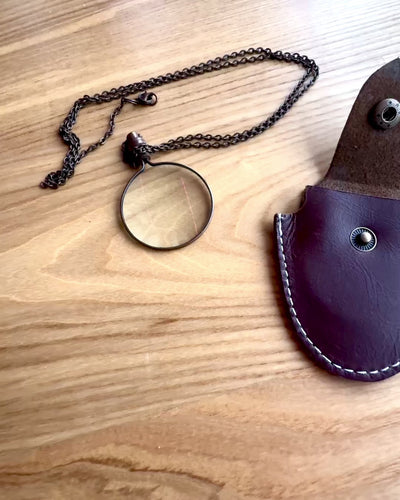 Vintage Look - Lente de Aumento de Vidrio con Estuche de Cuero, posibilidad de personalización con grabado