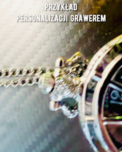 Reloj de Bolsillo con Brújula – Colgante Elegante de Estilo Vintage con Esqueleto Hueco y Esfera Negra, personalización con grabado
