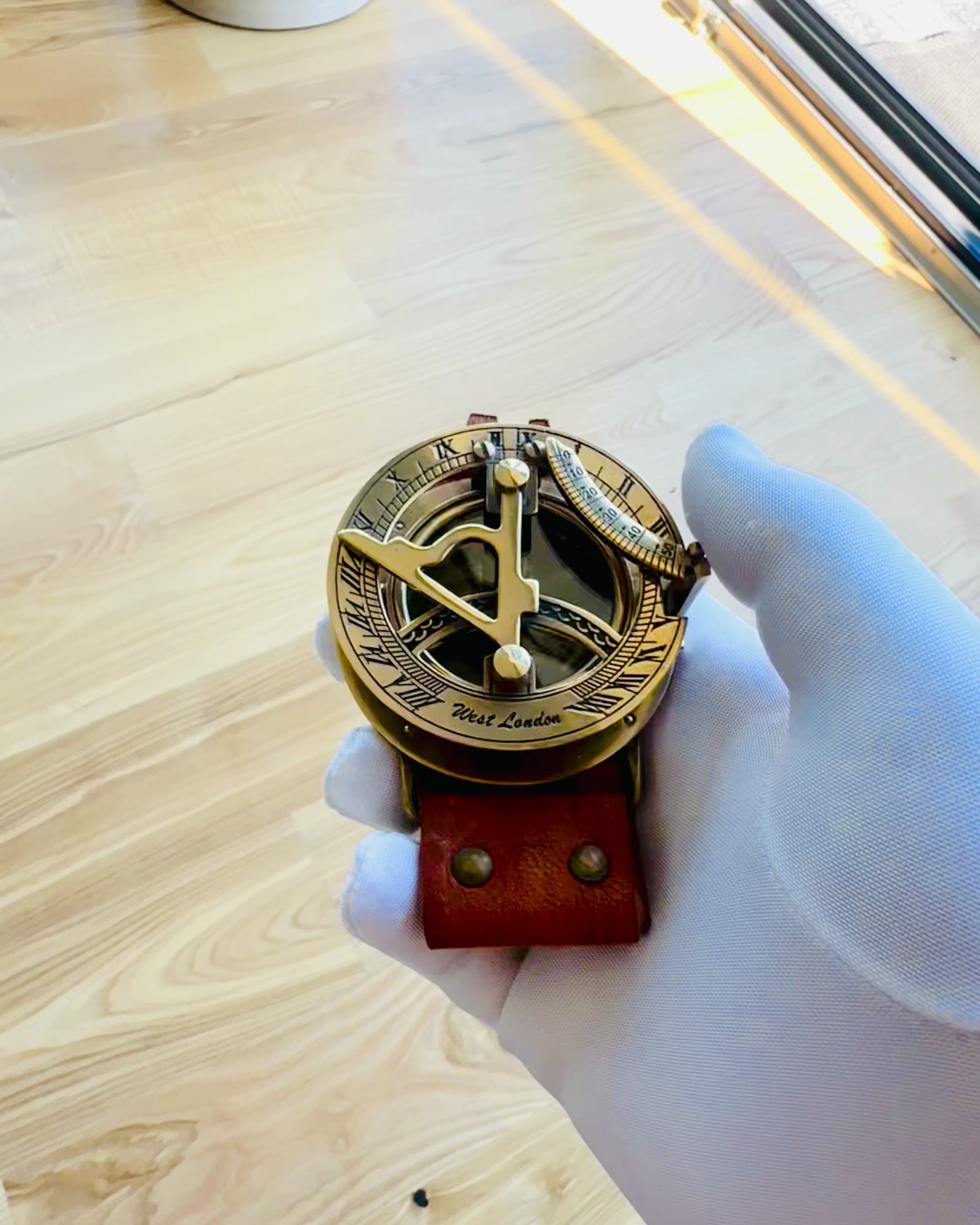Reloj de Sol "Antyczny Kompas", reloj de pulsera con brújula, posibilidad de personalización con grabado