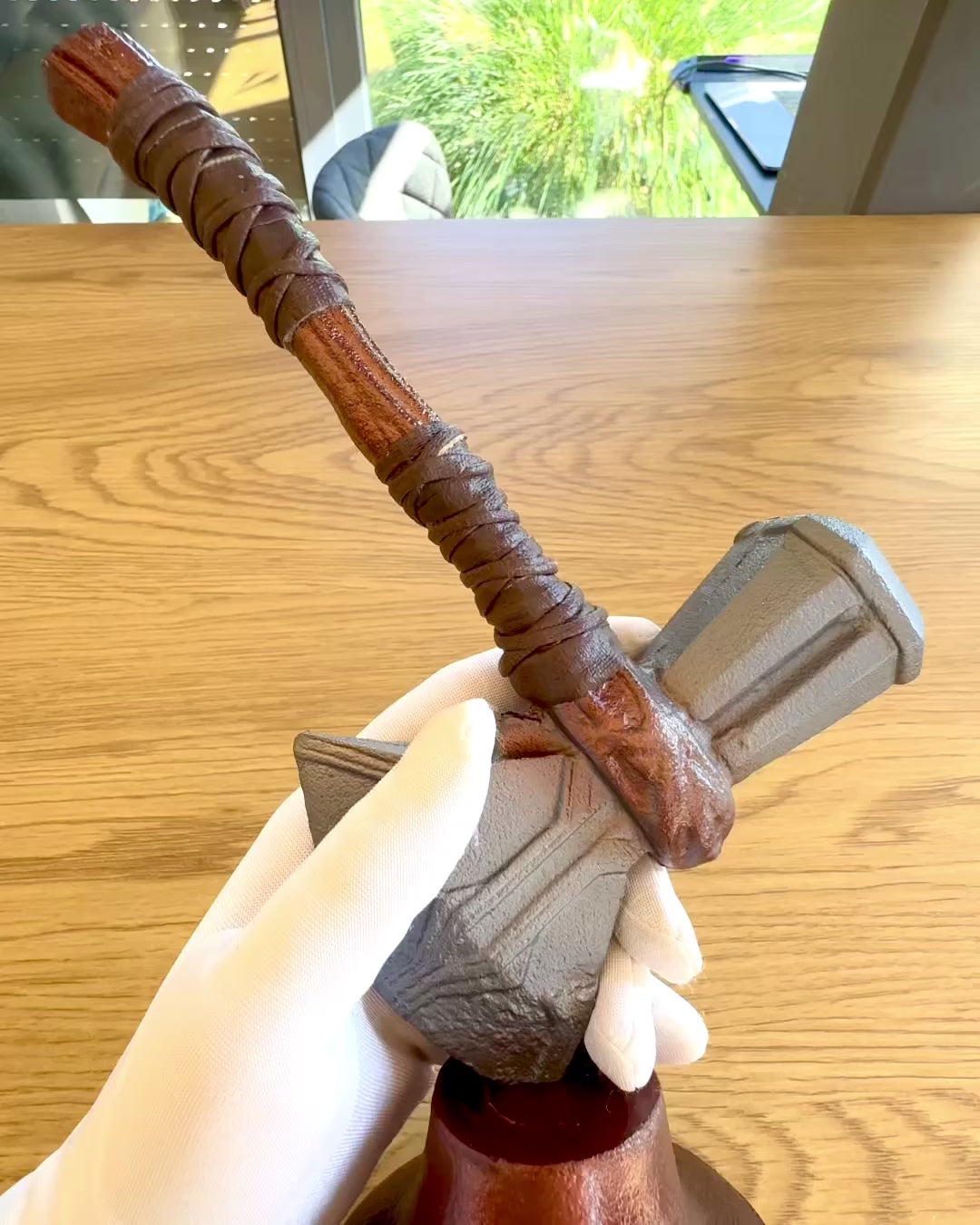 Storm Relic – martillo decorativo con base, 26 cm, hecho a mano, posibilidad de personalización con grabado para regalo