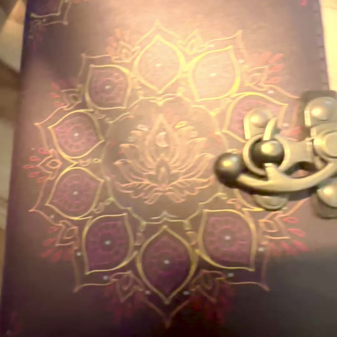 Lotus Anima – Cuaderno de cuero Mandala de Loto con hojas envejecidas
