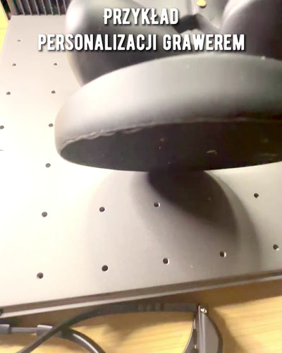 Figurilla Bulldog Elegance - Soporte exclusivo para copas, posibilidad de personalización con grabado