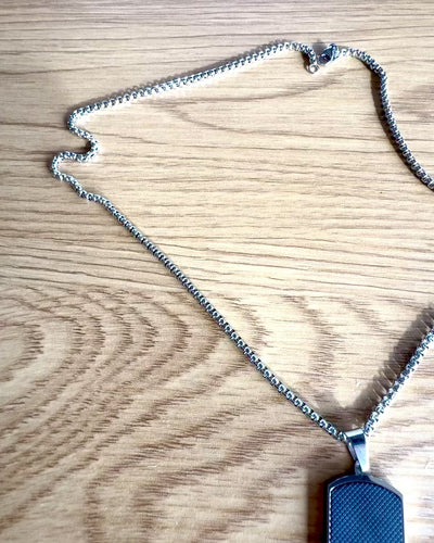 Collar masculino Dog Tag "SteelVision" – acero inoxidable, 15 variantes, personalización con grabado