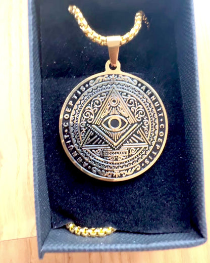 Amuleto de Poder Misterioso - Collar con Grabado, 2 variantes de color a elegir