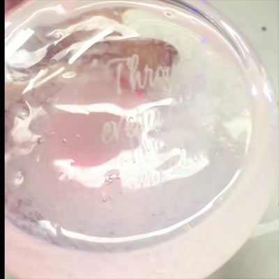 Barómetro de tormenta Fitzroya - Gota Storm Glass con posibilidad de personalización con grabado - regalo elegante en forma de gota, altura 11 cm, recipiente de vidrio con cristales únicos que reaccionan a cambios climáticos