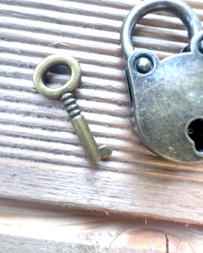 Miniaturos Candados del Amor - Set de 2 Candados Retro Grabados, personalización para regalo