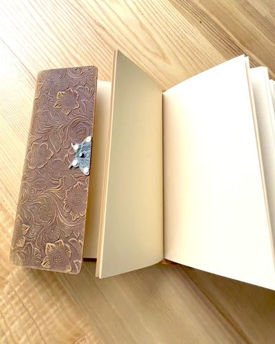 Cuaderno Retro de Lujo con Cubierta de Cuero - "Vintage Elegance", 480 páginas, posibilidad de personalización con grabado