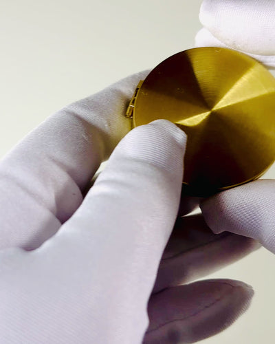 Brújula de Navegación de Estilo Retro – Instrumento Portátil y Preciso para Determinar la Dirección para Viajeros y Exploradores. Grabado, personalización.