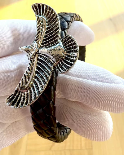 Pulsera Masculina "SkyRider" – Estilo de Cuero con Carácter - posibilidad de personalización con grabado