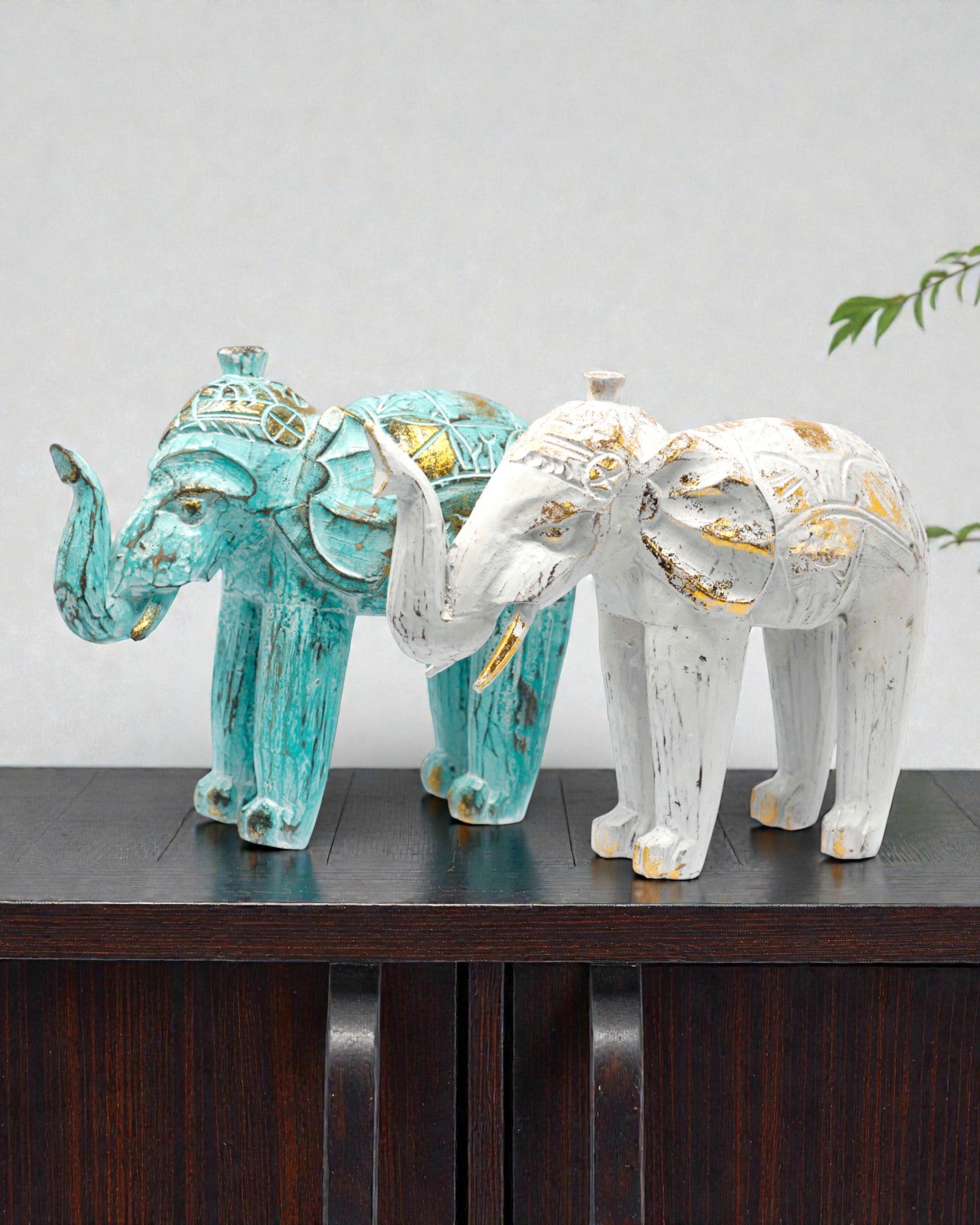 Escultura de elefante 24 cm – Turquesa y oro