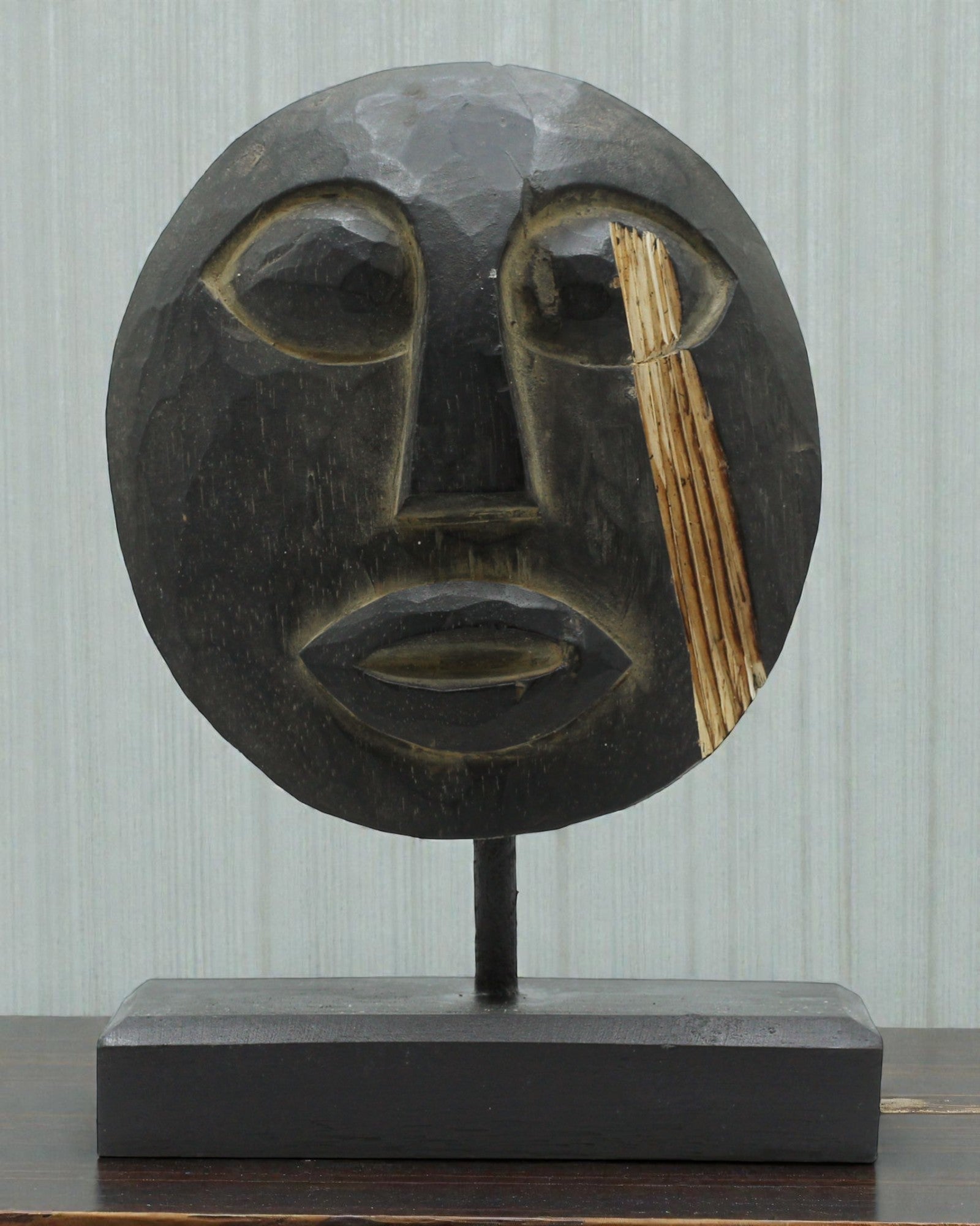 Máscara timorense Guardián de los Ancestros 27x20 cm – Negra