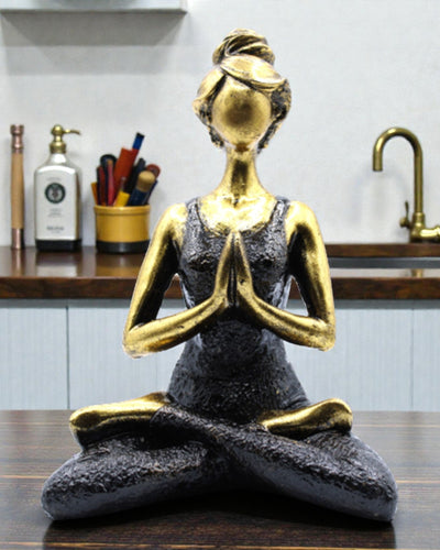 Figura de mujer 24 cm – Yoga fuerza dorado-negra